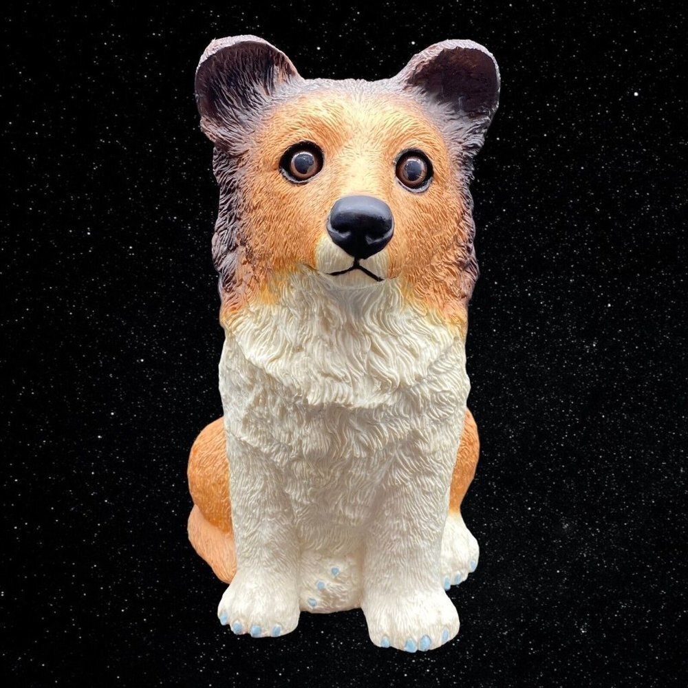 2002 Resin‎ Artline Realistic Garden Decor Dog Figure Brown Eyes 8”T 5”W